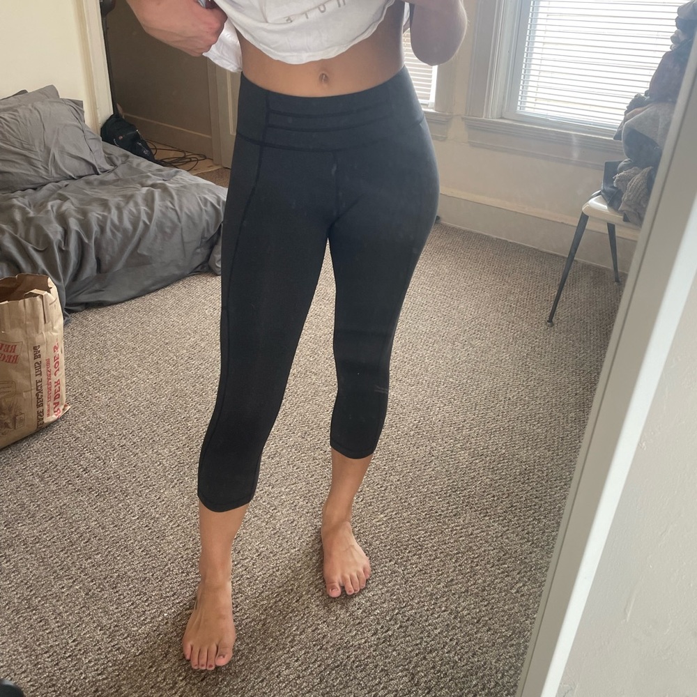 Lucy 3/4 Length Perfect Booty Leggings